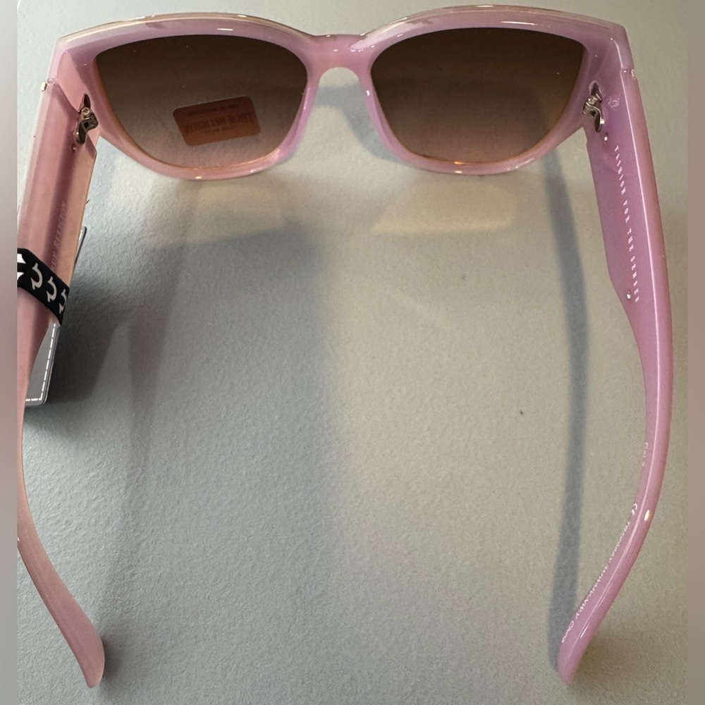 True Religion lilac butterfly oversized horseshoe logo Sunglasses gold accent - Picture 4 of 4